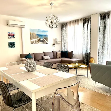 Apartament Sabbiadoro Center Lignano Sabbiadoro Esterno foto